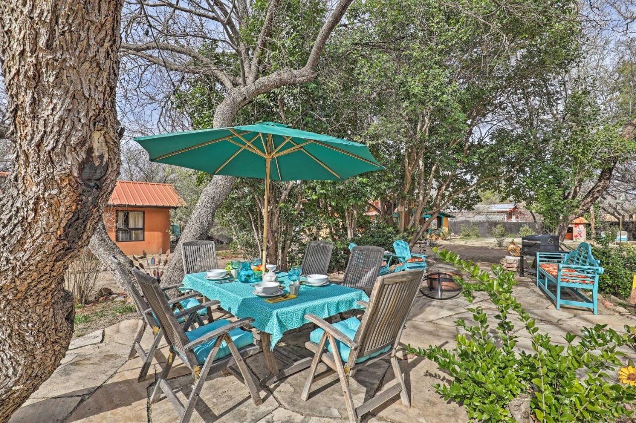 Casa Paloma 1 - Artsy Studio With Hot Tub Access! Patagonia Bagian luar foto