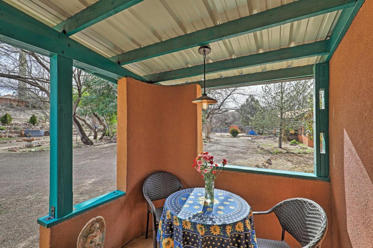 Casa Paloma 1 - Artsy Studio With Hot Tub Access! Patagonia Bagian luar foto