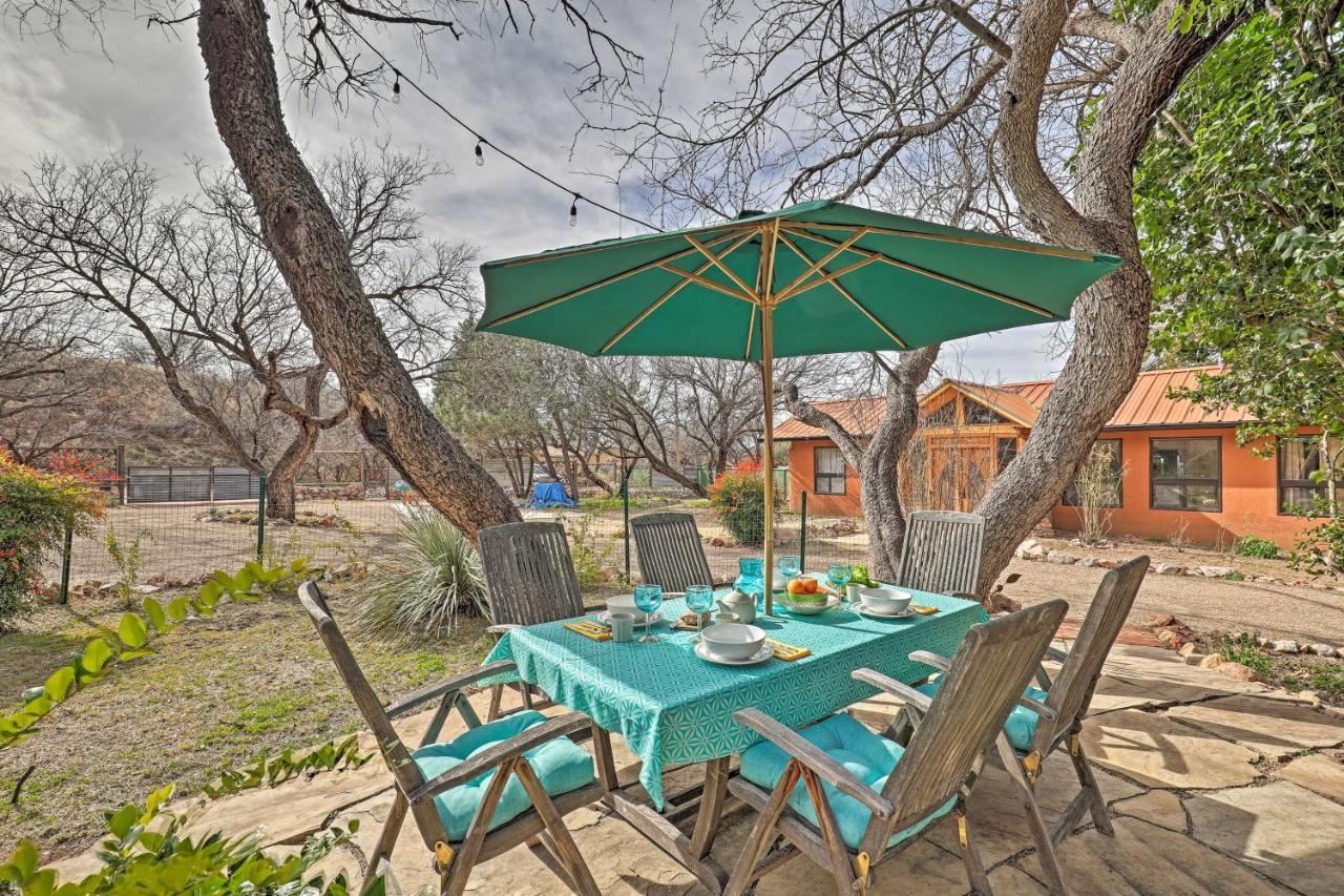 Casa Paloma 1 - Artsy Studio With Hot Tub Access! Patagonia Bagian luar foto